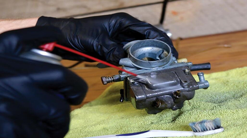 Come risolvere i problemi del carburatore Suzuki?