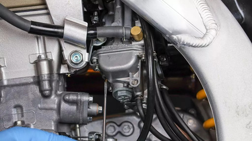 Come misurare le dimensioni del carburatore ATV?
